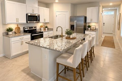 Villa ou maison à louer à Poinciana, Floride: 4 chambres, 150.32 m2 № 2405786 - photo 2