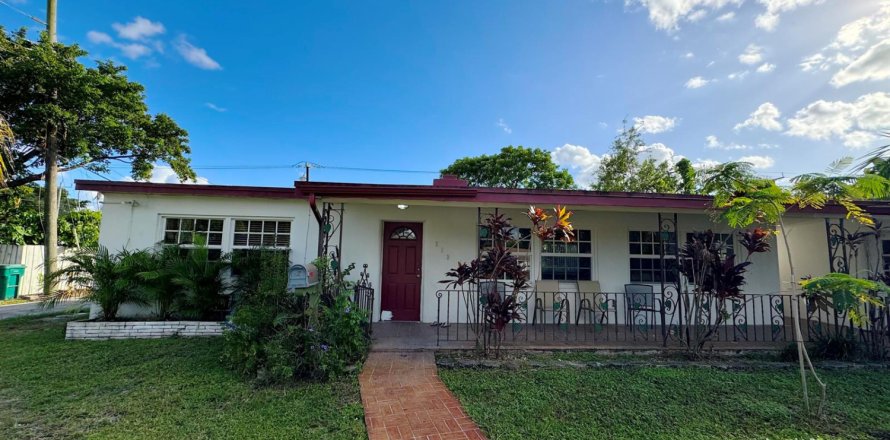 Villa ou maison à Dania Beach, Floride 2 chambres, 125.42 m2 № 2431411