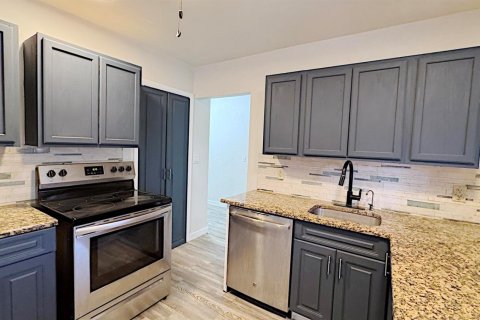 Villa ou maison à louer à Dania Beach, Floride: 2 chambres, 125.42 m2 № 2431411 - photo 19