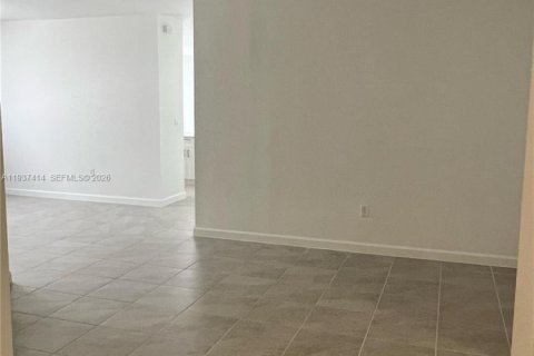 Casa en alquiler en Homestead, Florida, 4 dormitorios № 1995316 - foto 27