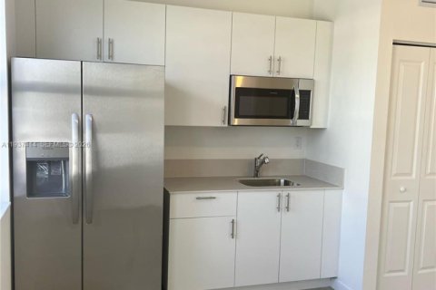 Casa en alquiler en Homestead, Florida, 4 dormitorios № 1995316 - foto 20