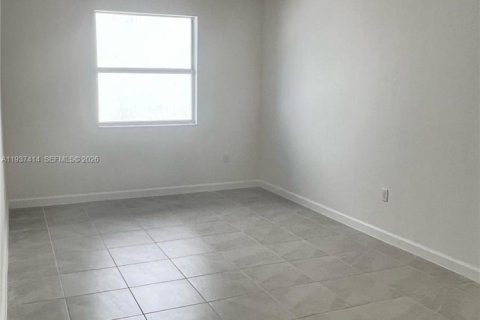 Casa en alquiler en Homestead, Florida, 4 dormitorios № 1995316 - foto 24