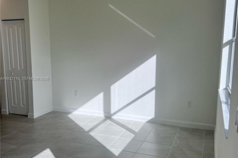 Casa en alquiler en Homestead, Florida, 4 dormitorios № 1995316 - foto 23