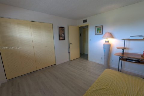 Copropriété à vendre à Lauderhill, Floride: 2 chambres, 101.45 m2 № 1937008 - photo 20