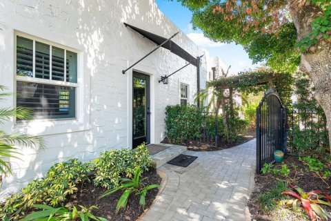 Propiedad comercial en venta en Delray Beach, Florida № 1050199 - foto 1