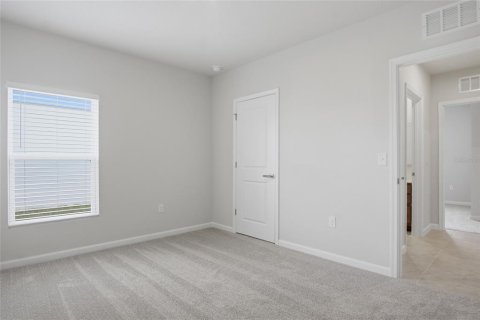 Villa ou maison à louer à Dundee, Floride: 4 chambres, 159.98 m2 № 2342465 - photo 17