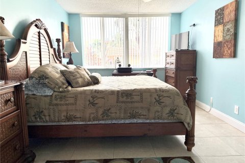 Condo in Margate, Florida, 1 bedroom  № 1991319 - photo 23