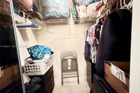 Condo in Margate, Florida, 1 bedroom  № 1991319 - photo 24