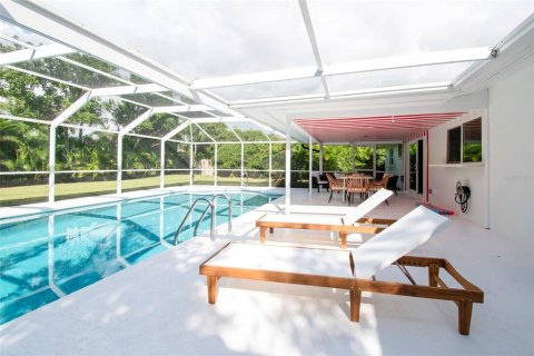 House in Naples, Florida 3 bedrooms, 153.01 sq.m. № 2220733 - photo 18