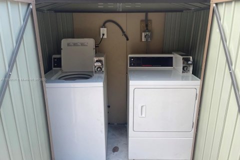 Apartamento en alquiler en Miami, Florida, 1 dormitorio, 37.16 m2 № 1950619 - foto 13