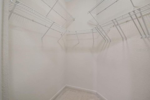 Купить кондоминиум в Киссимми, Флорида 5 комнат, 138.89м2, № 1907307 - фото 18