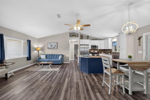 House in Summerfield, Florida 2 bedrooms, 115.94 sq.m. № 2237251 - photo 27