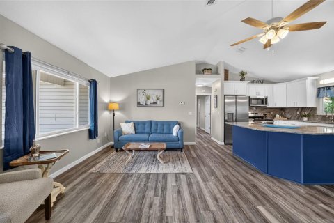 House in Summerfield, Florida 2 bedrooms, 115.94 sq.m. № 2237251 - photo 6