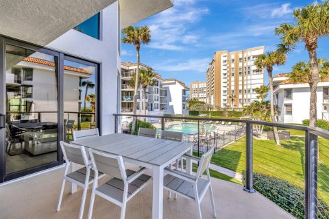 Condominio en venta en Hutchinson Island South, Florida, 3 dormitorios, 246.01 m2 № 2356832 - foto 21