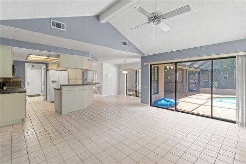 House in Hudson, Florida 3 bedrooms, 214.98 sq.m. № 1912678 - photo 18
