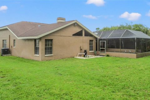 House in Hudson, Florida 3 bedrooms, 214.98 sq.m. № 1912678 - photo 6