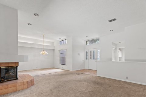 House in Hudson, Florida 3 bedrooms, 214.98 sq.m. № 1912678 - photo 14