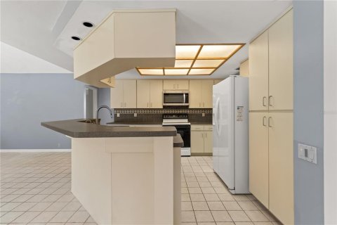House in Hudson, Florida 3 bedrooms, 214.98 sq.m. № 1912678 - photo 20