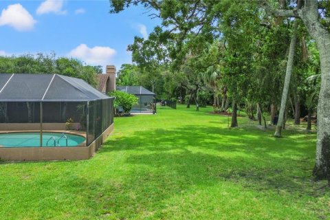 House in Hudson, Florida 3 bedrooms, 214.98 sq.m. № 1912678 - photo 4