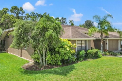 House in Hudson, Florida 3 bedrooms, 214.98 sq.m. № 1912678 - photo 2