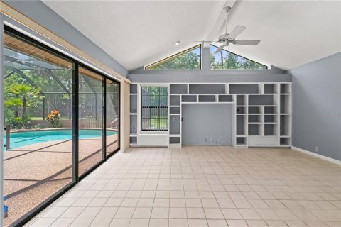 House in Hudson, Florida 3 bedrooms, 214.98 sq.m. № 1912678 - photo 19