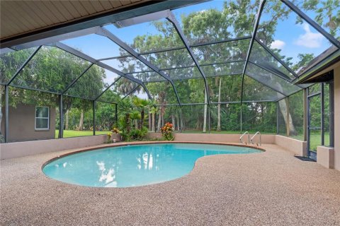 House in Hudson, Florida 3 bedrooms, 214.98 sq.m. № 1912678 - photo 13