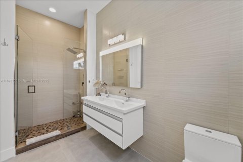 Adosado en venta en Fort Lauderdale, Florida, 3 dormitorios, 177.72 m2 № 1950919 - foto 24
