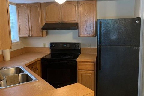 Condominio en alquiler en Orlando, Florida, 2 dormitorios, 80.27 m2 № 1882843 - foto 7