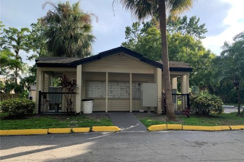 Condominio en alquiler en Orlando, Florida, 2 dormitorios, 80.27 m2 № 1882843 - foto 15