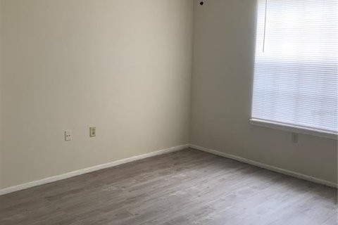 Condominio en alquiler en Orlando, Florida, 2 dormitorios, 80.27 m2 № 1882843 - foto 11