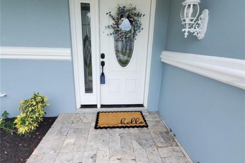 Casa en venta en Clearwater, Florida, 3 dormitorios, 187.94 m2 № 2380969 - foto 4