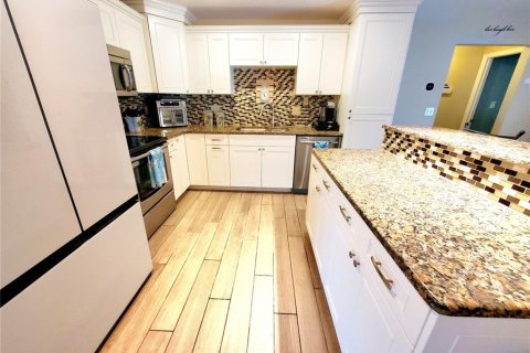 Casa en venta en Clearwater, Florida, 3 dormitorios, 187.94 m2 № 2380969 - foto 14