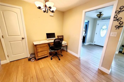 Casa en venta en Clearwater, Florida, 3 dormitorios, 187.94 m2 № 2380969 - foto 15