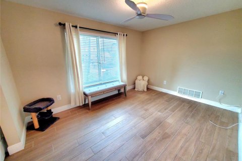 Casa en venta en Clearwater, Florida, 3 dormitorios, 187.94 m2 № 2380969 - foto 10