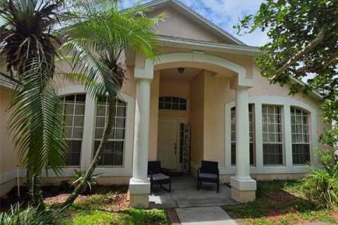 House in Davenport, Florida 3 bedrooms, 166.67 sq.m. № 2277391 - photo 3