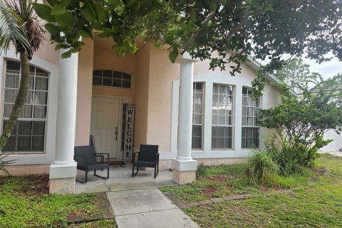 House in Davenport, Florida 3 bedrooms, 166.67 sq.m. № 2277391 - photo 4