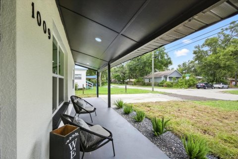 House in Tampa, Florida 3 bedrooms, 143.07 sq.m. № 1888535 - photo 5