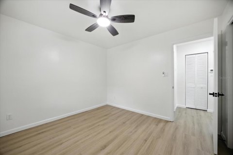 House in Tampa, Florida 3 bedrooms, 143.07 sq.m. № 1888535 - photo 27