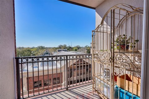 Condominio en venta en Gainesville, Florida, 2 dormitorios, 99.13 m2 № 2224874 - foto 25