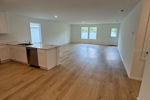Villa ou maison à louer à Lake Wales, Floride: 4 chambres, 184.5 m2 № 2437353 - photo 6
