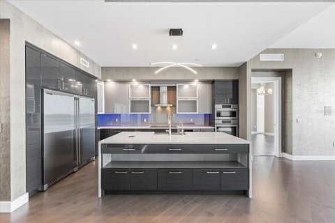 Condo in Sarasota, Florida, 3 bedrooms  № 1560542 - photo 8