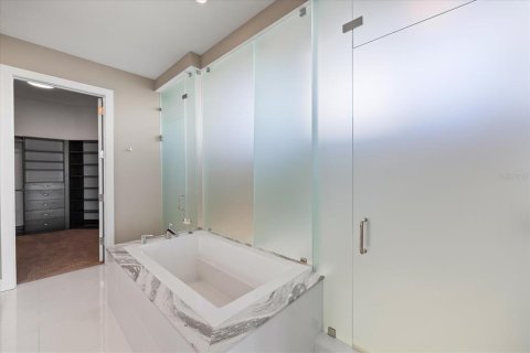 Condo in Sarasota, Florida, 3 bedrooms  № 1560542 - photo 23