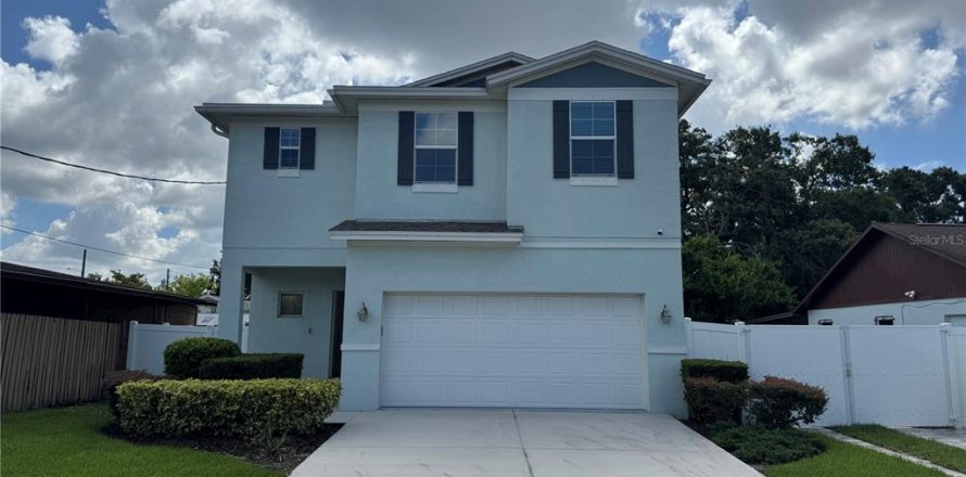 Casa en Tampa, Florida 4 dormitorios, 179.58 m2 № 1854238