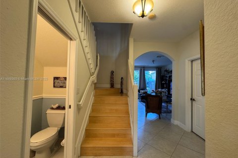 Townhouse in Miami, Florida 4 bedrooms, 195.28 sq.m. № 1855323 - photo 8