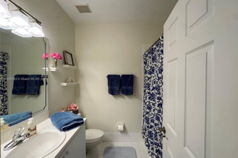 Townhouse in Miami, Florida 4 bedrooms, 195.28 sq.m. № 1855323 - photo 19