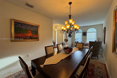 Townhouse in Miami, Florida 4 bedrooms, 195.28 sq.m. № 1855323 - photo 11