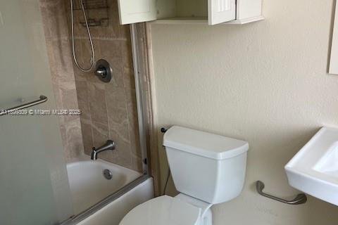 Appartement à louer à Hialeah, Floride: 2 chambres, 90.86 m2 № 1951892 - photo 3