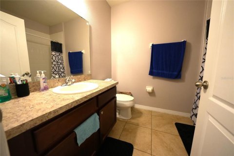 House in Winter Haven, Florida 5 bedrooms, 227.42 sq.m. № 1819295 - photo 24