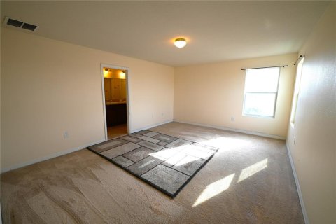 House in Winter Haven, Florida 5 bedrooms, 227.42 sq.m. № 1819295 - photo 10