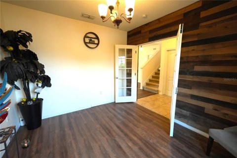 House in Winter Haven, Florida 5 bedrooms, 227.42 sq.m. № 1819295 - photo 8